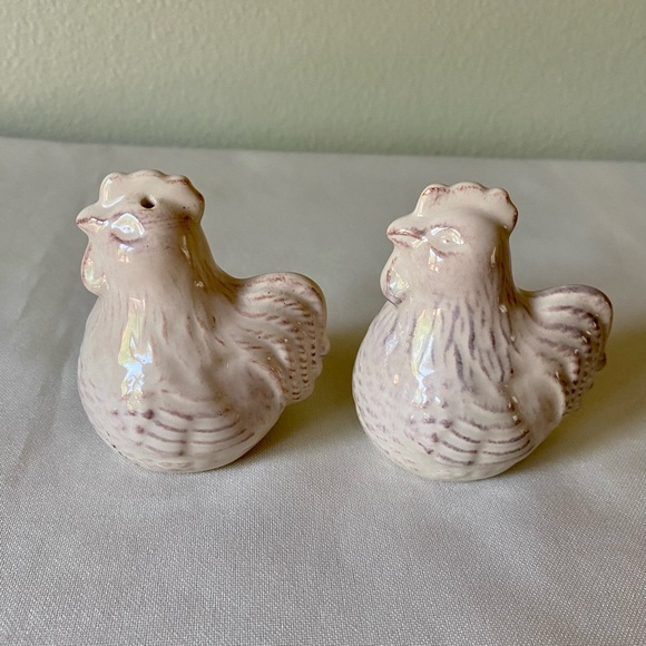 Rooster Chicken Salt & Pepper Shakers - Picture 2 of 8